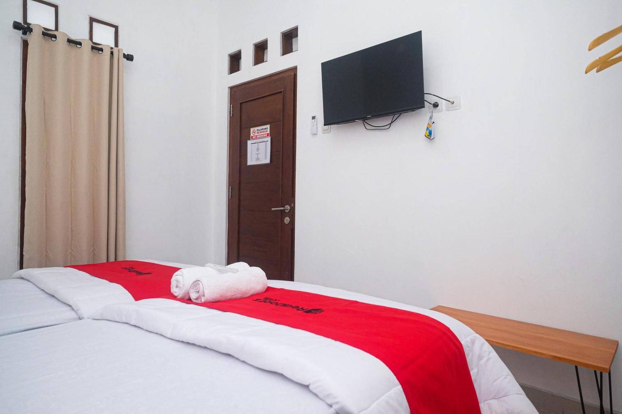 Hotel Reddoorz Near Instiper Yogyakarta Maguwo
