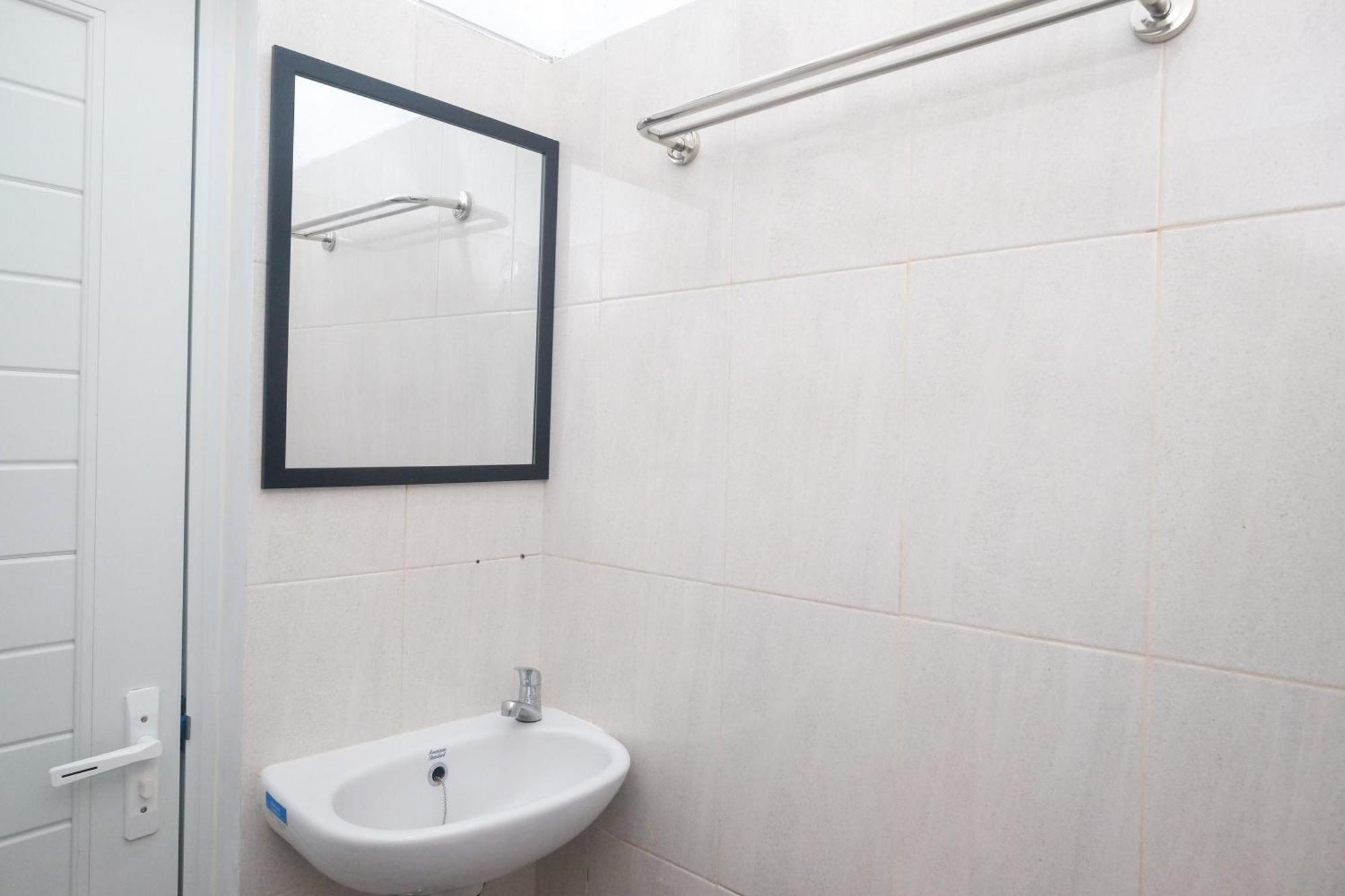 Hotel Reddoorz Near Instiper Yogyakarta *