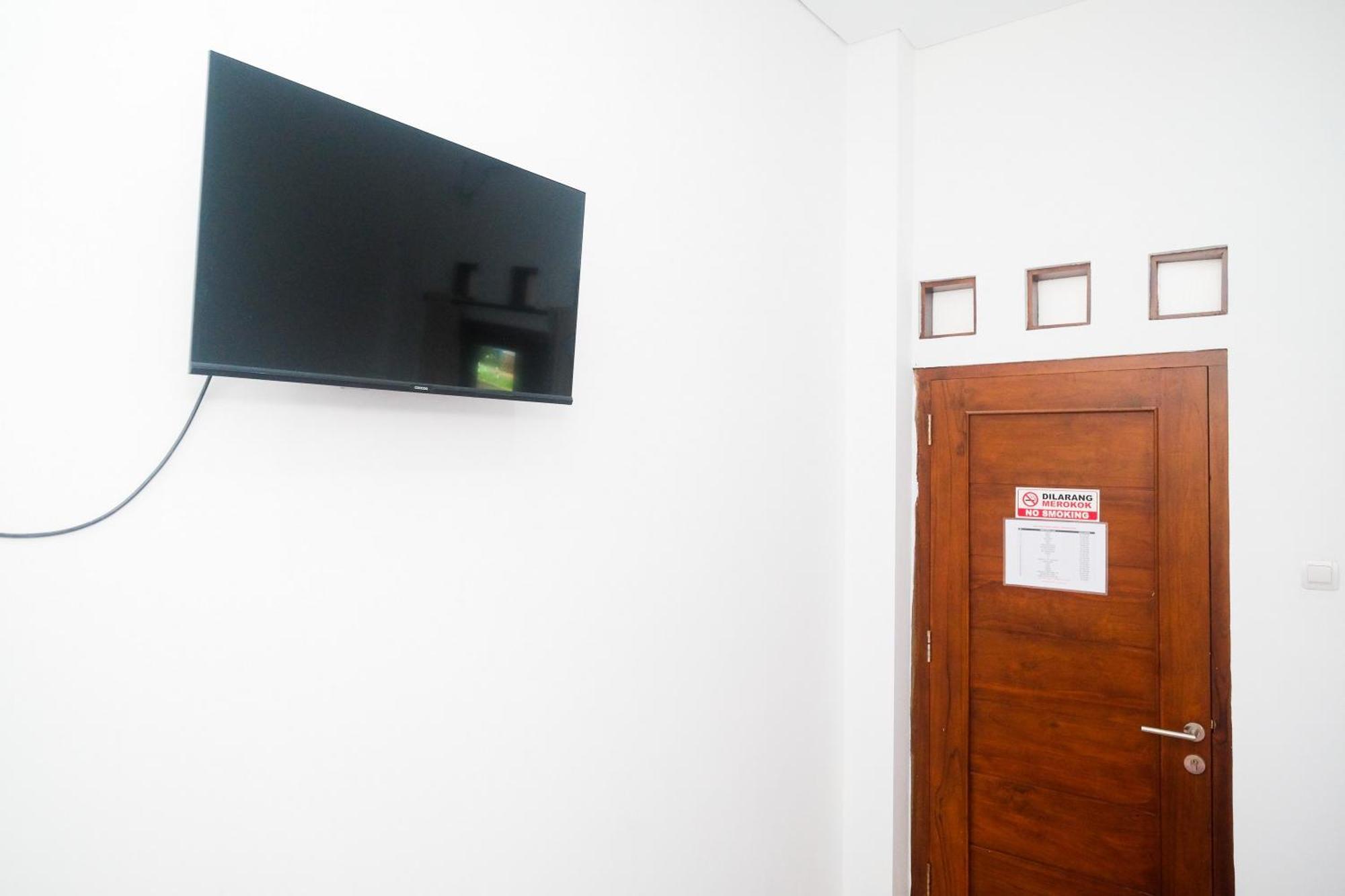 Reddoorz Near Instiper Yogyakarta Hotel Maguwo